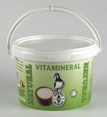 NATURAL Vitamineral Tub, 6 lbs. Natural Granen Vitamineral Tub (2.5 kg or roughly 6 lbs)